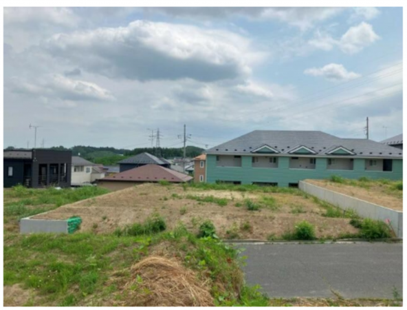 八戸市東白山台、土地の画像です