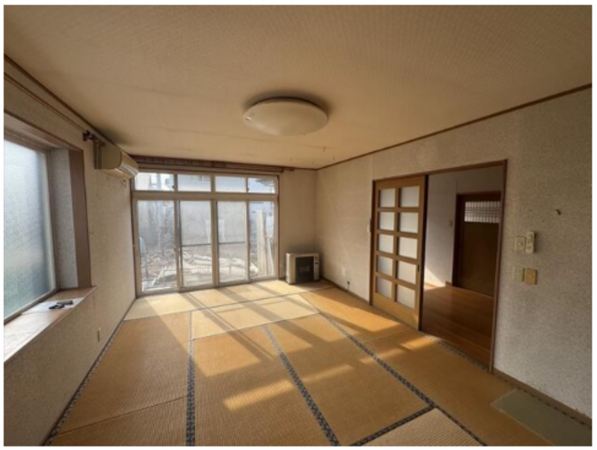 八戸市吹上、中古一戸建ての画像です