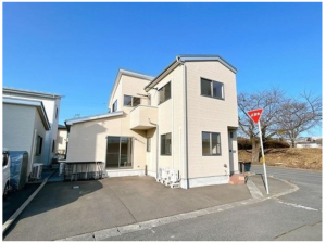 八戸市諏訪、中古一戸建ての画像です