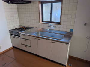 八戸市諏訪、中古一戸建ての画像です