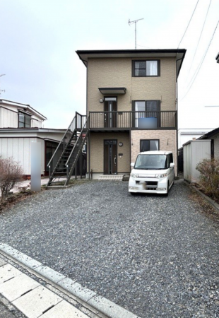八戸市諏訪、中古一戸建ての画像です