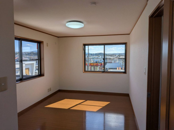 八戸市諏訪、中古一戸建ての画像です