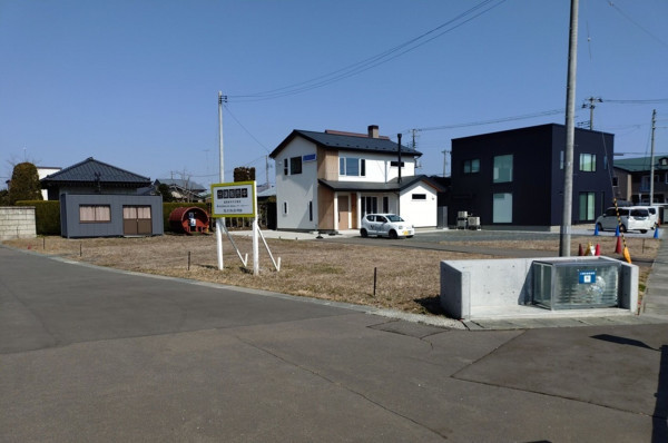 八戸市南類家、土地の画像です