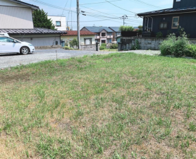八戸市根城、土地の画像です