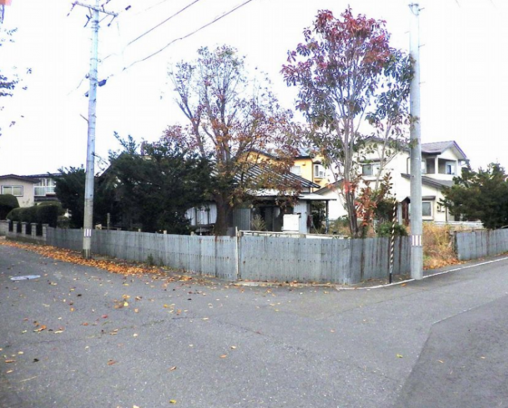 八戸市白銀、土地の画像です