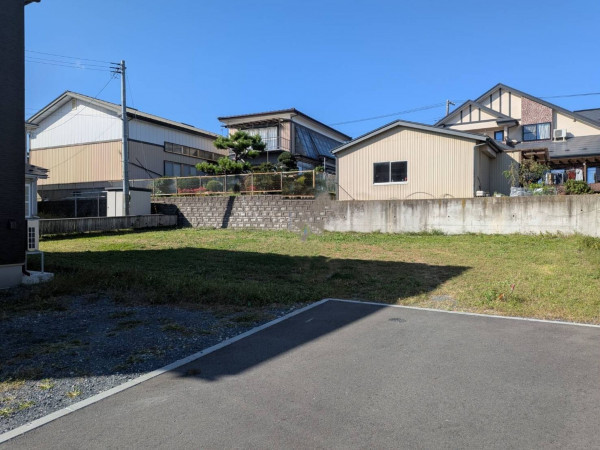 八戸市大字中居林、土地の画像です