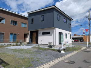 八戸市柏崎、中古一戸建ての画像です
