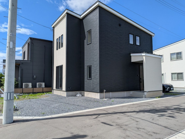 八戸市沼館、中古一戸建ての画像です