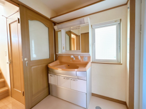 八戸市、中古一戸建ての画像です