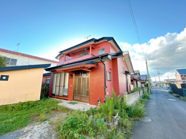 八戸市江陽、中古一戸建ての画像です