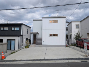 八戸市類家、中古一戸建ての画像です