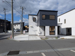 八戸市白銀、中古一戸建ての画像です