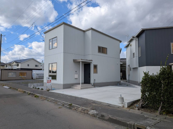 八戸市、中古一戸建ての画像です