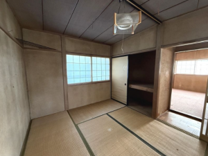 八戸市大字沢里、中古一戸建ての画像です