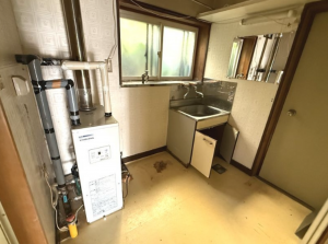 八戸市大字沢里、中古一戸建ての画像です