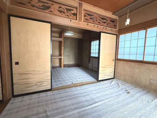 八戸市大字沢里、中古一戸建ての画像です