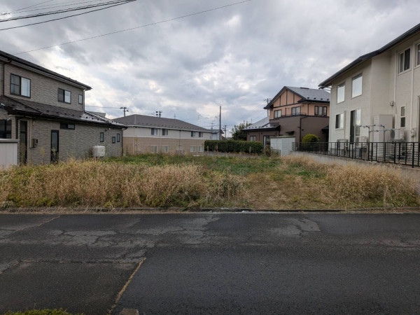八戸市東白山台、土地の画像です