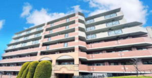 横浜市都筑区池辺町、中古マンションの外観画像です