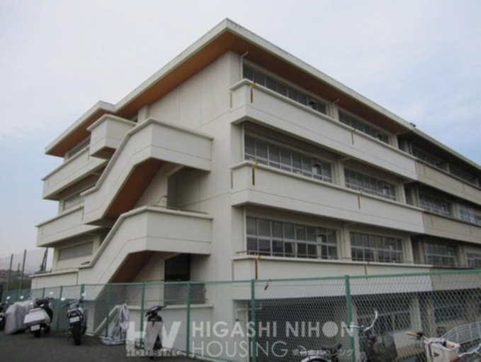 横浜市都筑区池辺町、中古マンションの小学校画像です