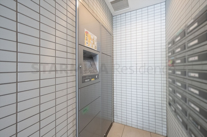 横浜市都筑区すみれが丘、中古マンションのエントランス画像です