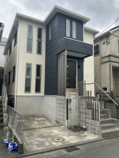 横浜市都筑区池辺町、中古一戸建ての画像です
