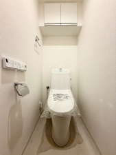 横浜市都筑区中川、中古マンションのトイレ画像です