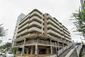 横浜市都筑区中川中央、中古マンションの外観画像です
