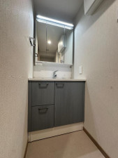 横浜市都筑区中川、中古マンションの洗面画像です
