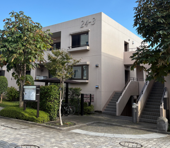 横浜市都筑区加賀原、中古マンションの外観画像です