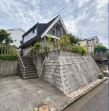 横浜市都筑区川和台、中古一戸建ての外観画像です