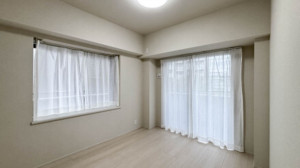 横浜市都筑区茅ケ崎東、中古マンションの寝室画像です