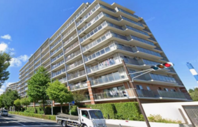 横浜市都筑区高山、中古マンションの外観画像です