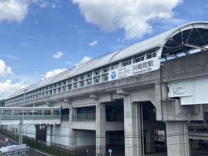 横浜市都筑区川和町、中古マンションの駅画像です