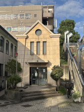 横浜市都筑区中川、中古マンションの警察署・交番画像です