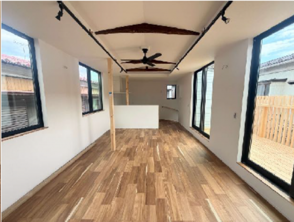 板橋区小茂根、中古一戸建ての居間画像です