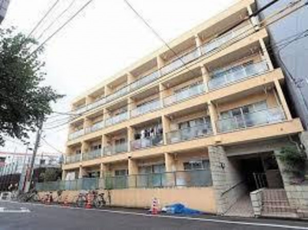 板橋区常盤台、中古マンションの外観画像です