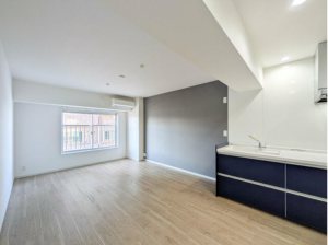 板橋区中丸町、中古マンションの居間画像です