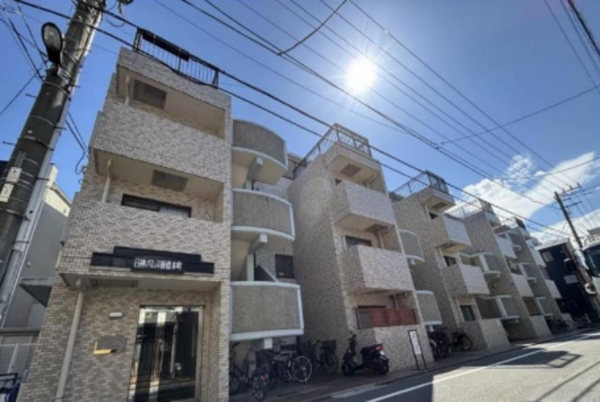 板橋区富士見町、中古マンションの外観画像です