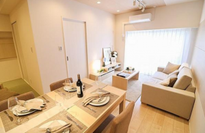 板橋区本町、中古マンションの居間画像です