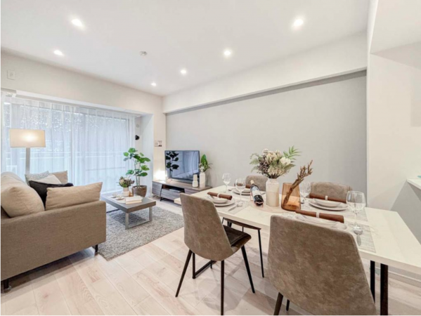 板橋区小茂根、中古マンションの居間画像です