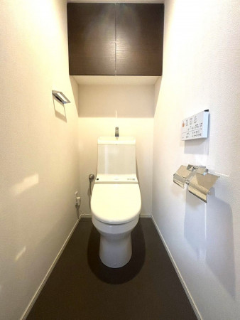 板橋区幸町、中古マンションのトイレ画像です