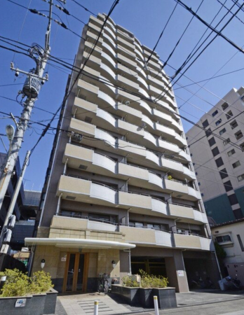 板橋区熊野町、中古マンションの外観画像です