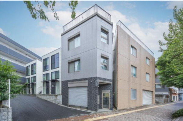 板橋区東山町、収益物件/アパートの外観画像です