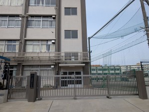 板橋区東新町、中古マンションの中学校画像です