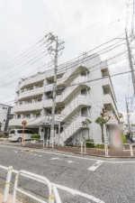 板橋区赤塚新町、中古マンションの外観画像です