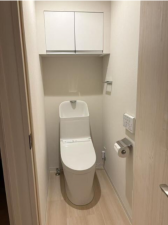 板橋区小茂根、中古マンションのトイレ画像です