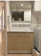 板橋区小茂根、中古マンションの洗面画像です