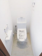 板橋区常盤台、中古一戸建てのトイレ画像です