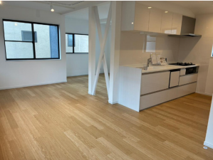 板橋区常盤台、中古一戸建ての居間画像です