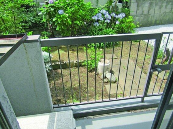 板橋区小茂根、中古マンションのバルコニー画像です